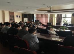 高舉防腐旗幟，弘揚(yáng)時(shí)代正氣